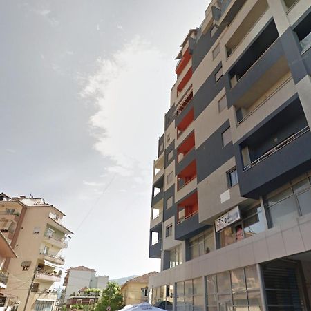 Cozy Elegance Above Korca 아파트 외부 사진