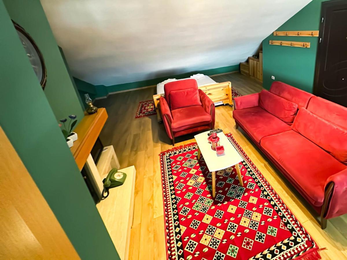 Cozy Elegance Above Korca 아파트 외부 사진