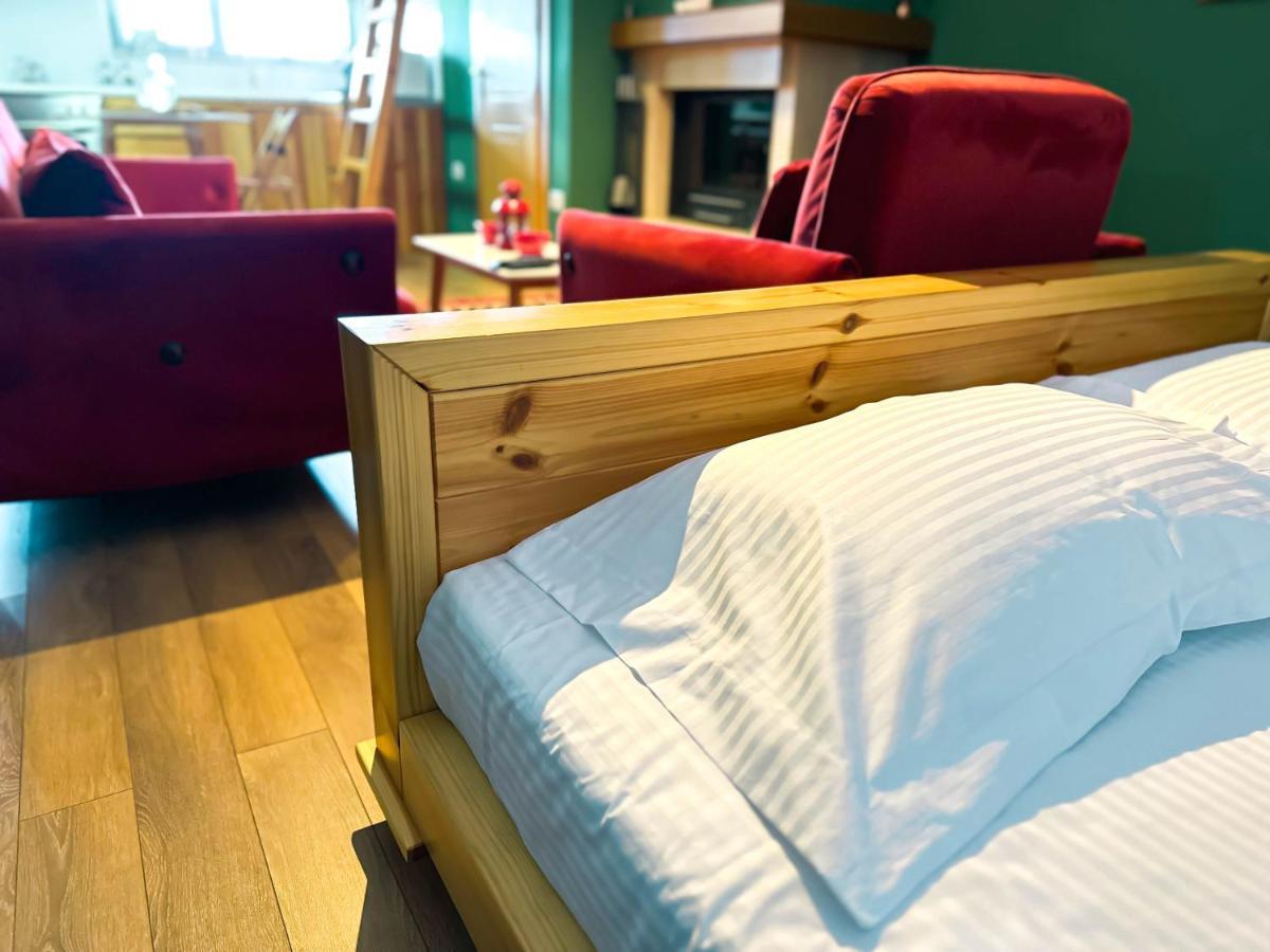 Cozy Elegance Above Korca 아파트 외부 사진