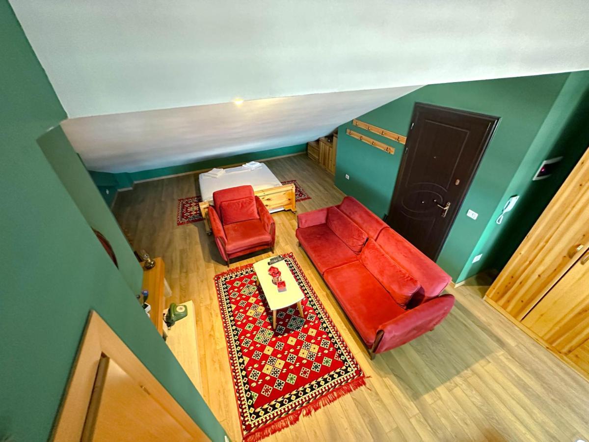 Cozy Elegance Above Korca 아파트 외부 사진