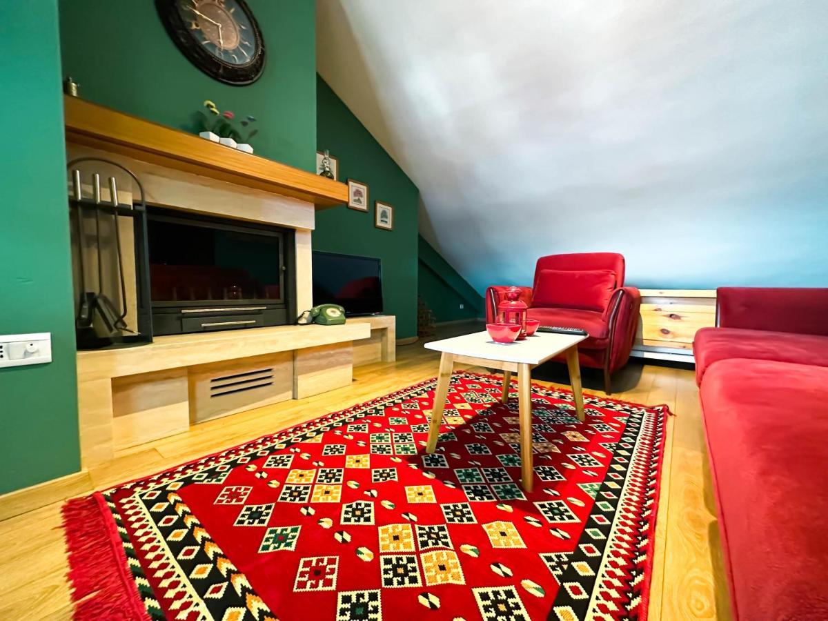 Cozy Elegance Above Korca 아파트 외부 사진