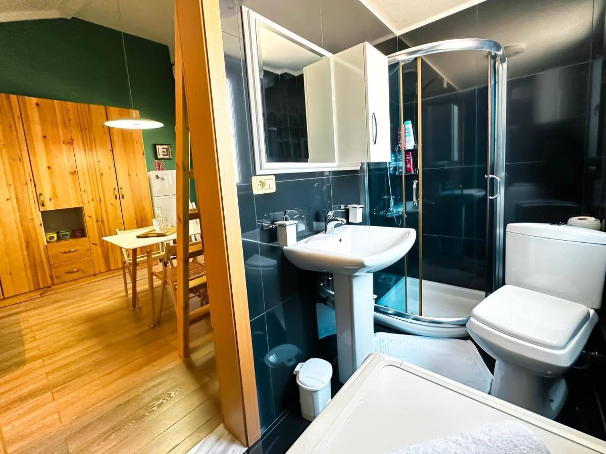Cozy Elegance Above Korca 아파트 외부 사진